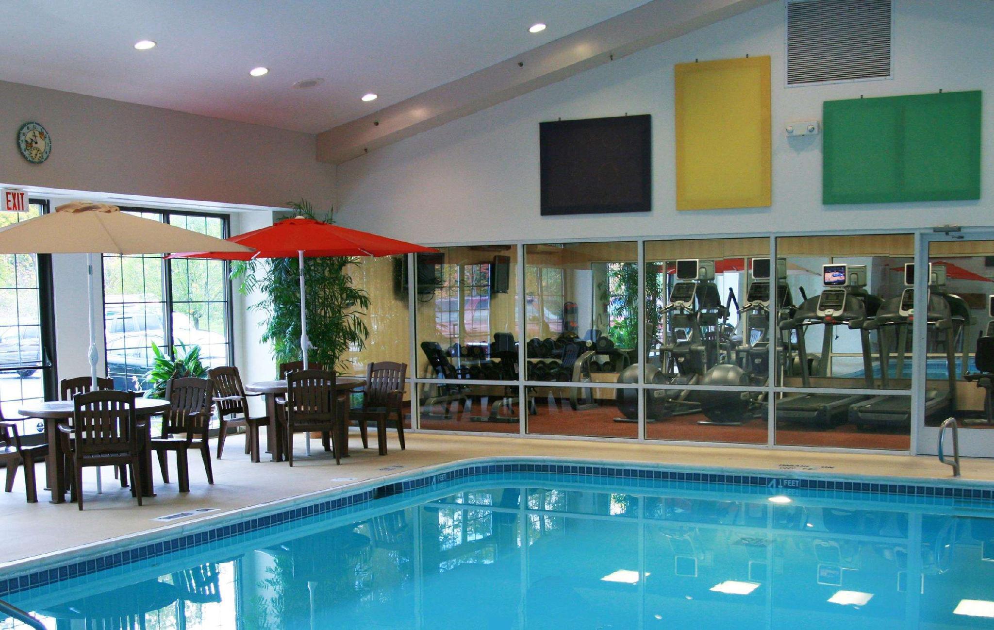 Hampton Inn & Suites Rochester/Виктор Экстерьер фото