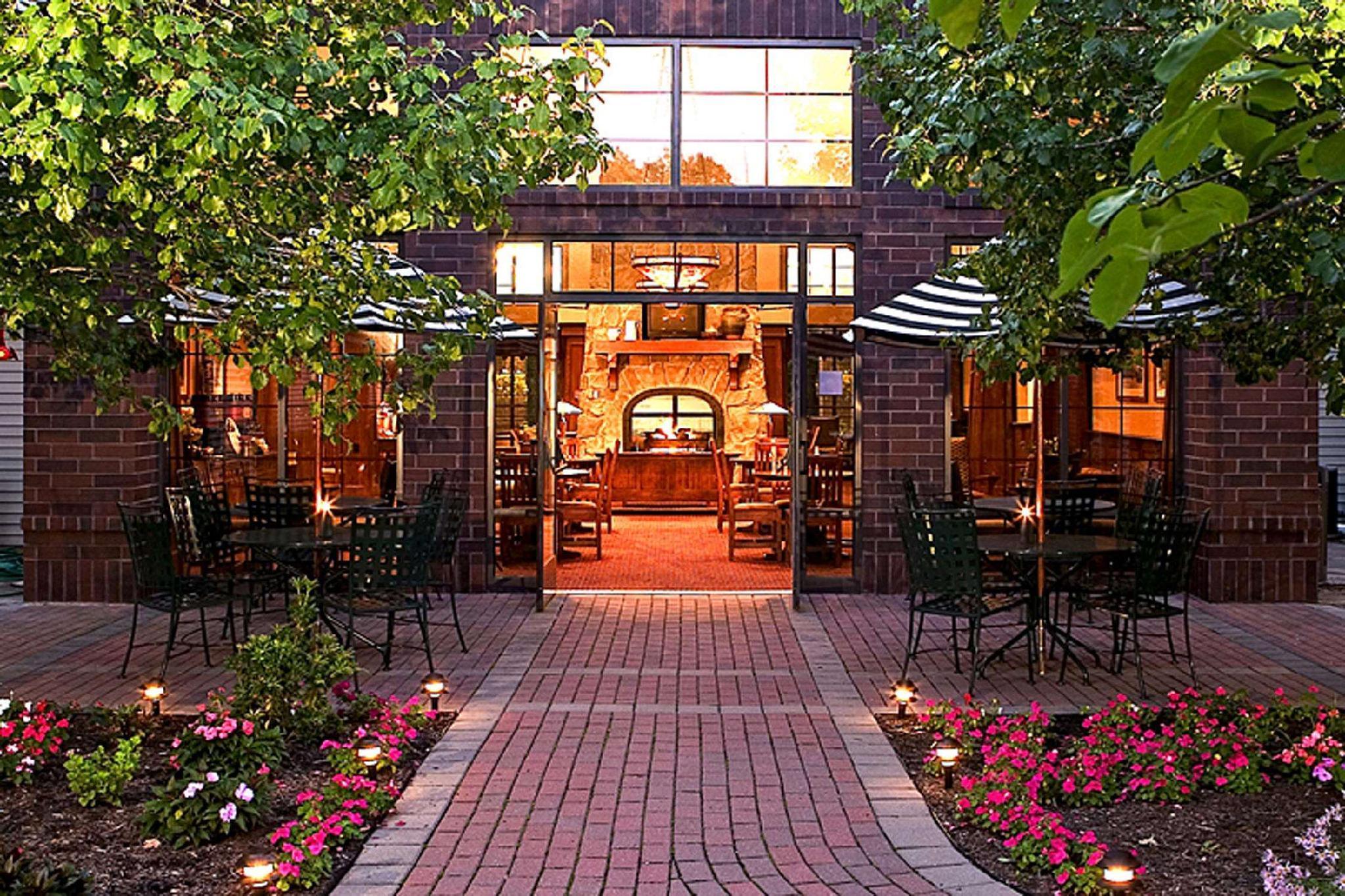 Hampton Inn & Suites Rochester/Виктор Ресторан фото
