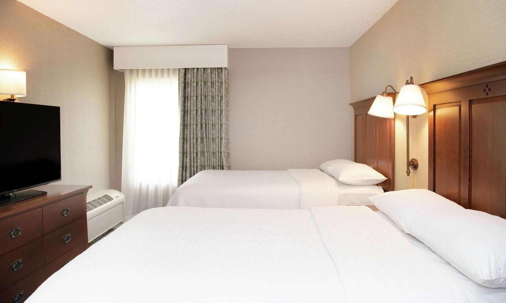 Hampton Inn & Suites Rochester/Виктор Экстерьер фото