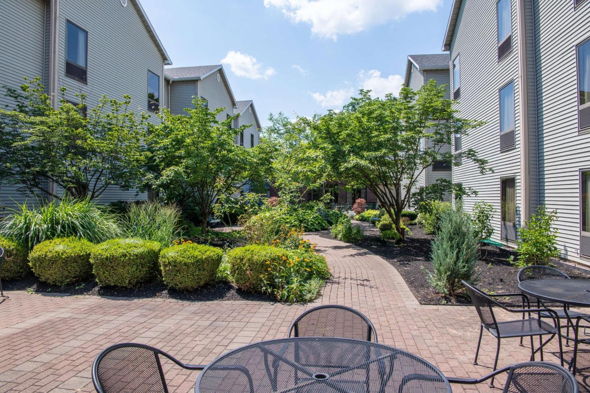 Hampton Inn & Suites Rochester/Виктор Экстерьер фото